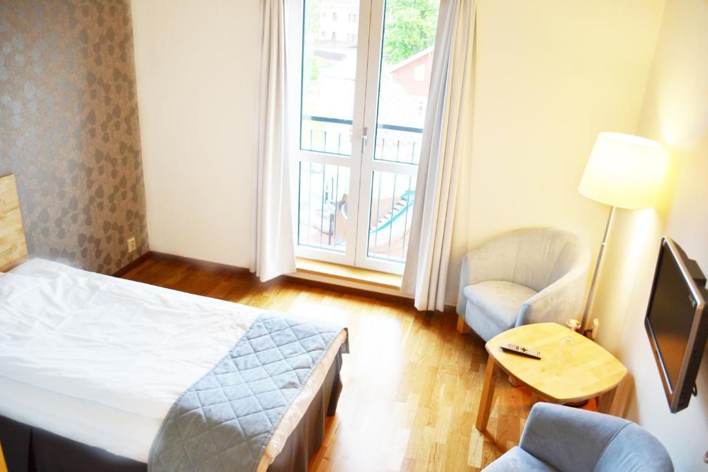 Hotell Arjaeng Habitación foto