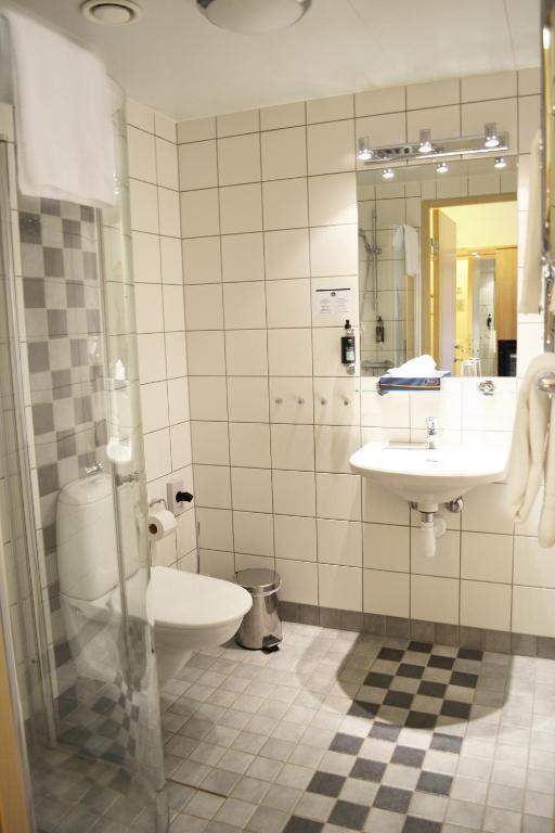 Hotell Arjaeng Habitación foto
