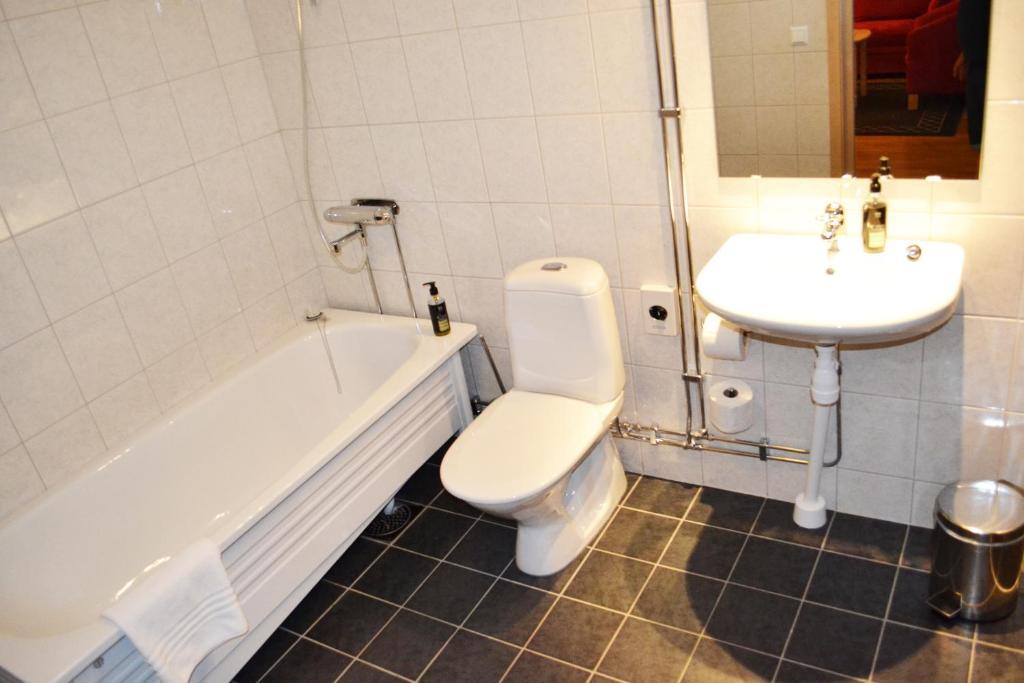 Hotell Arjaeng Habitación foto